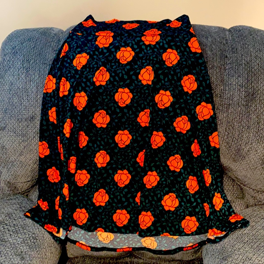 LuluRoe skirt. Green with orange flowers